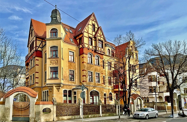 Bild zeigt das Anwesen WEG Borsbergstr 11